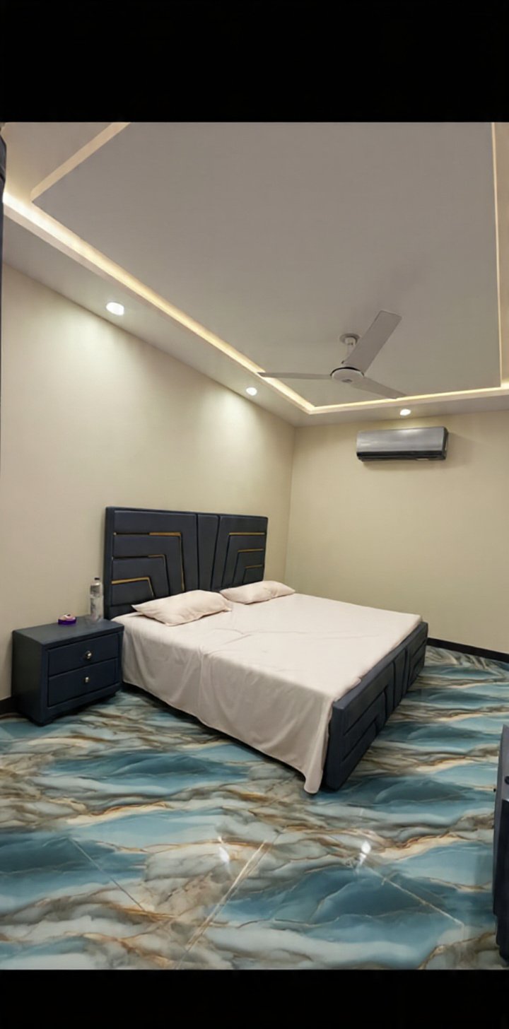 single Bed Room